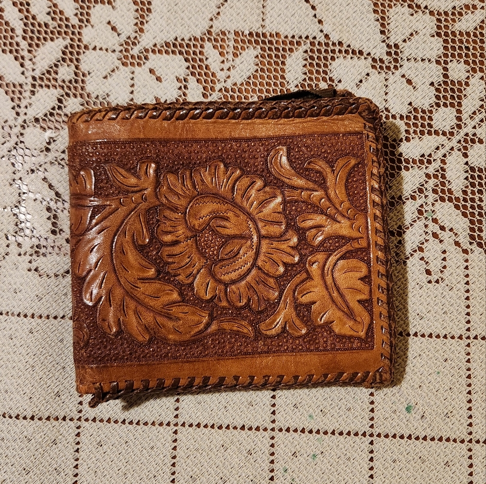 Vintage Floral Tooled Leather Wallet